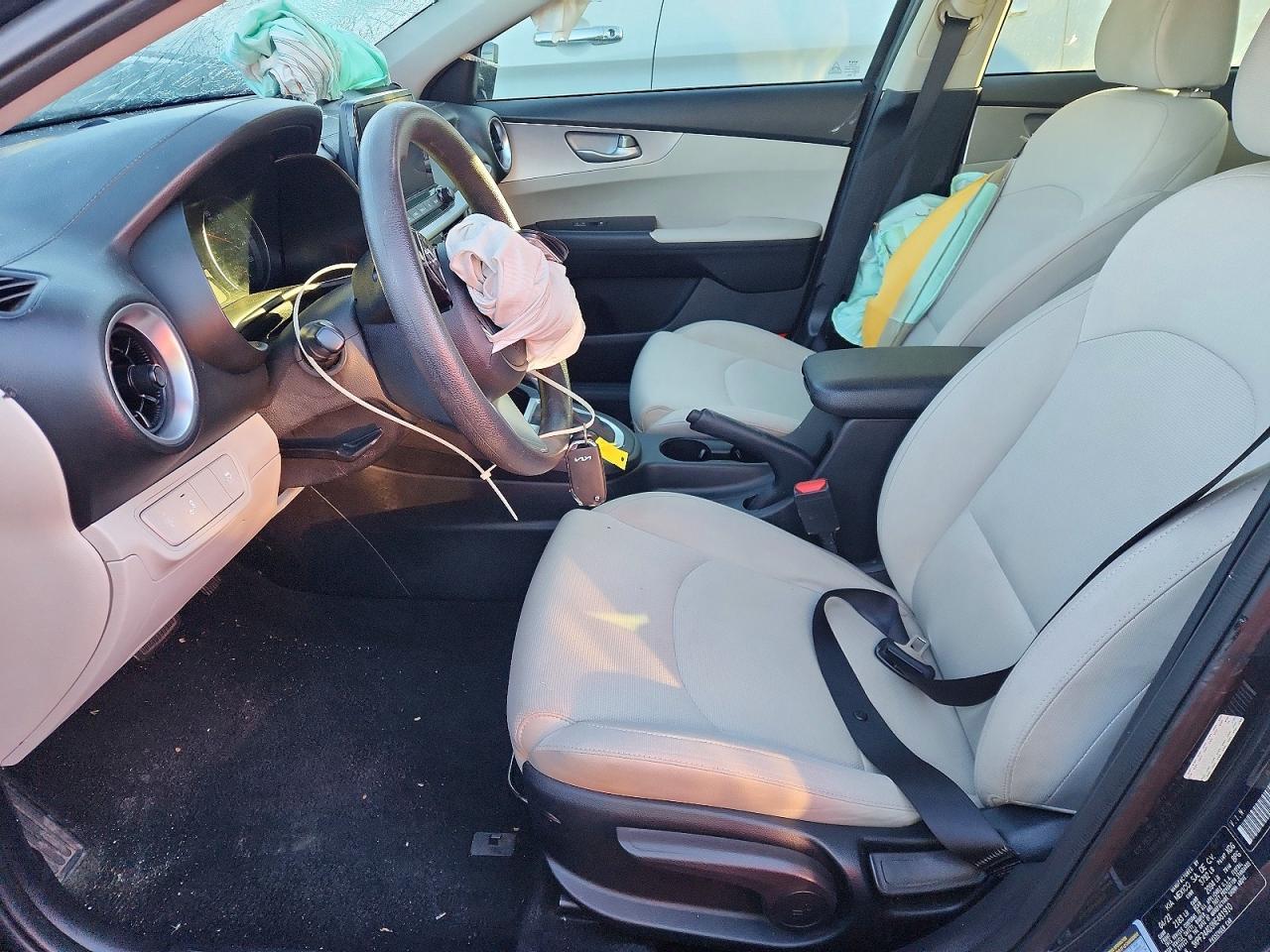 2022 Kia Forte Lxs - Фото 7