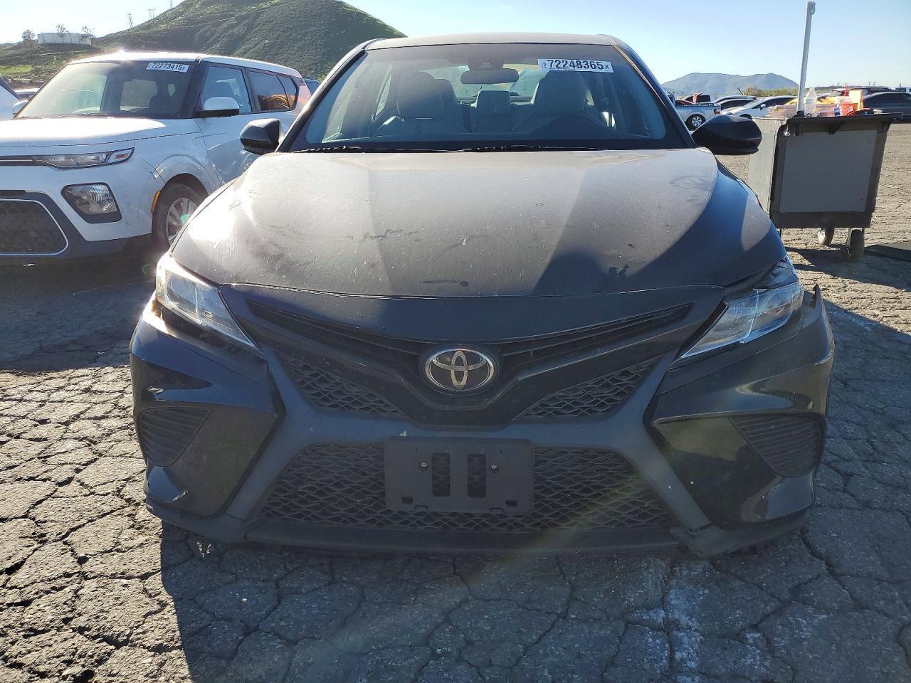2018 Toyota Camry L - Image 5