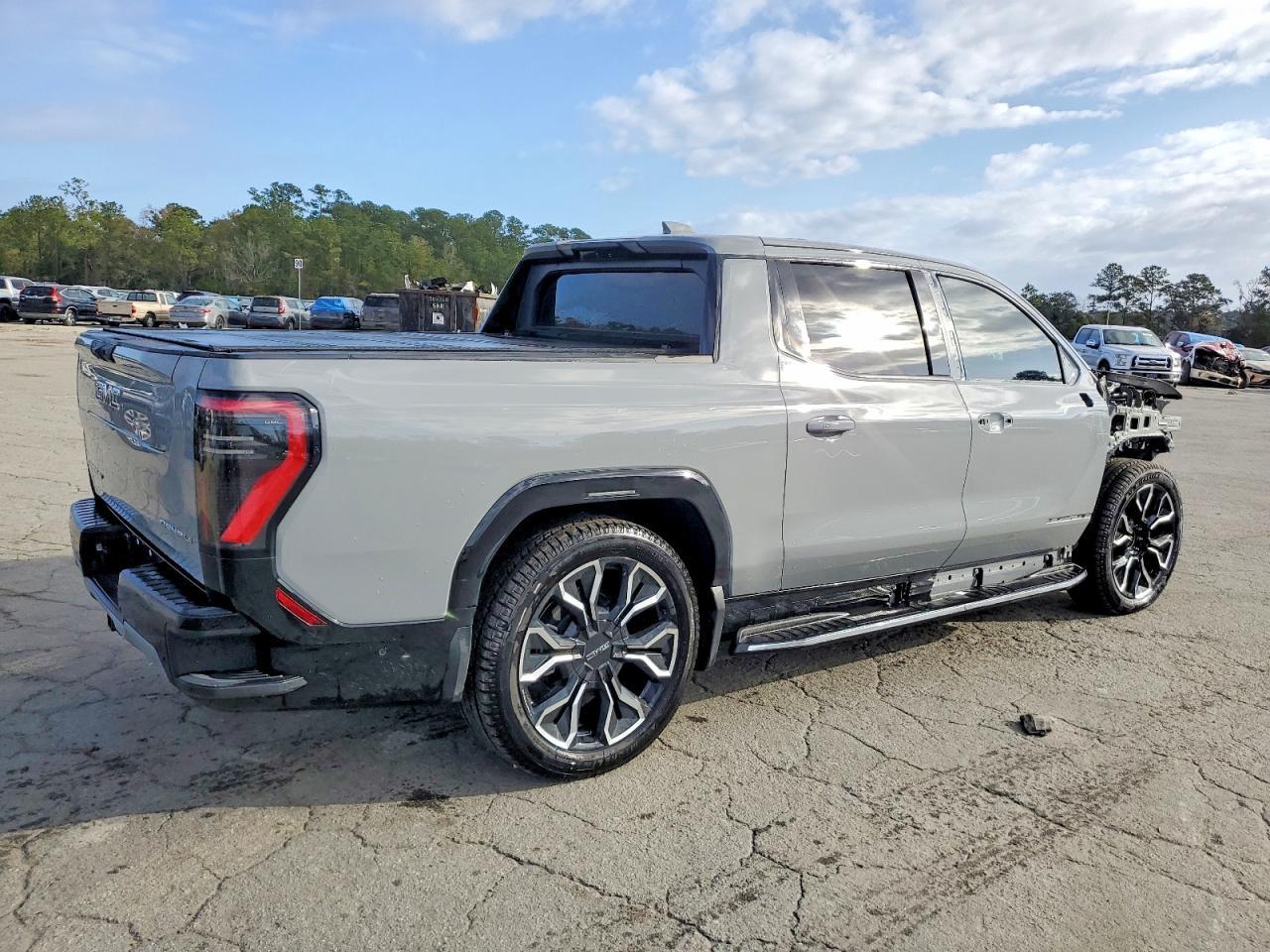 2025 GMC Sierra Denali - Фото 3