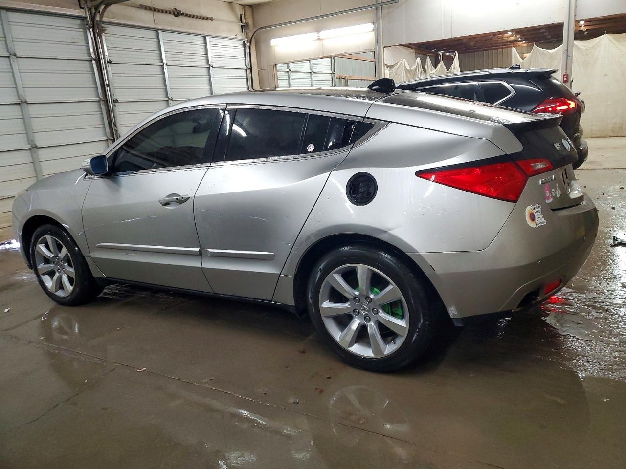 2010 Acura Zdx Technology - Image 2