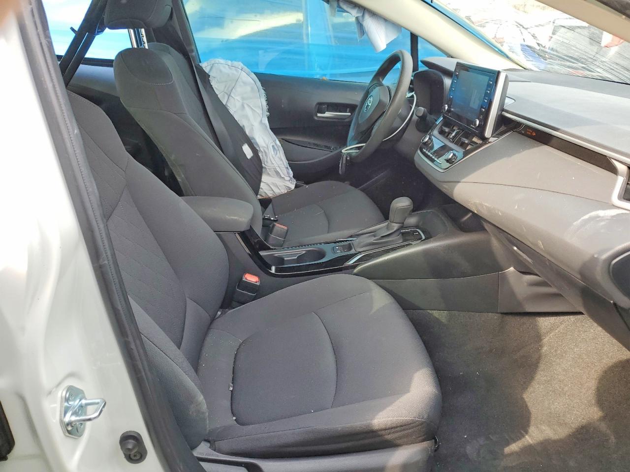 2021 Toyota Corolla Le - Фото 7