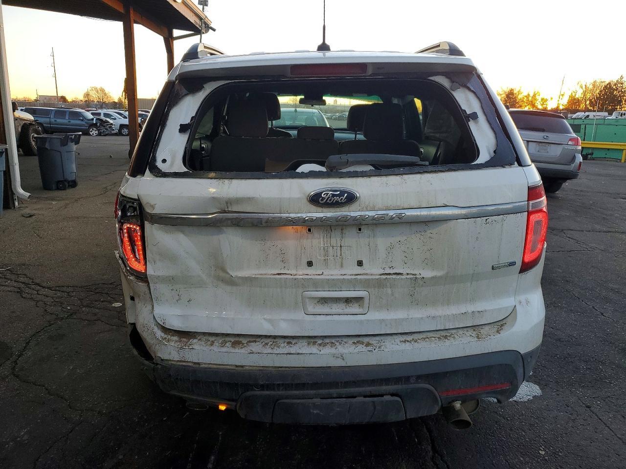2014 Ford Explorer - Фото 6