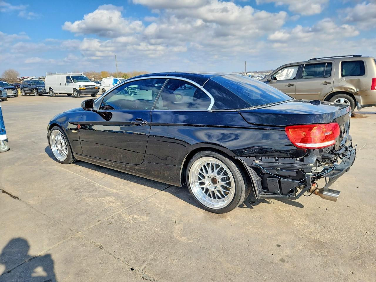 2010 BMW 335 I - Фото 2