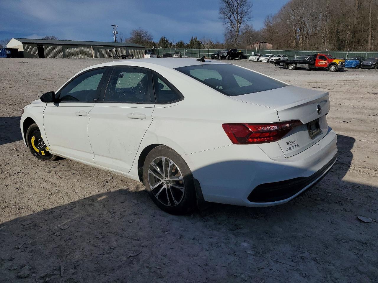 2024 Volkswagen Jetta Sport - Фото 2