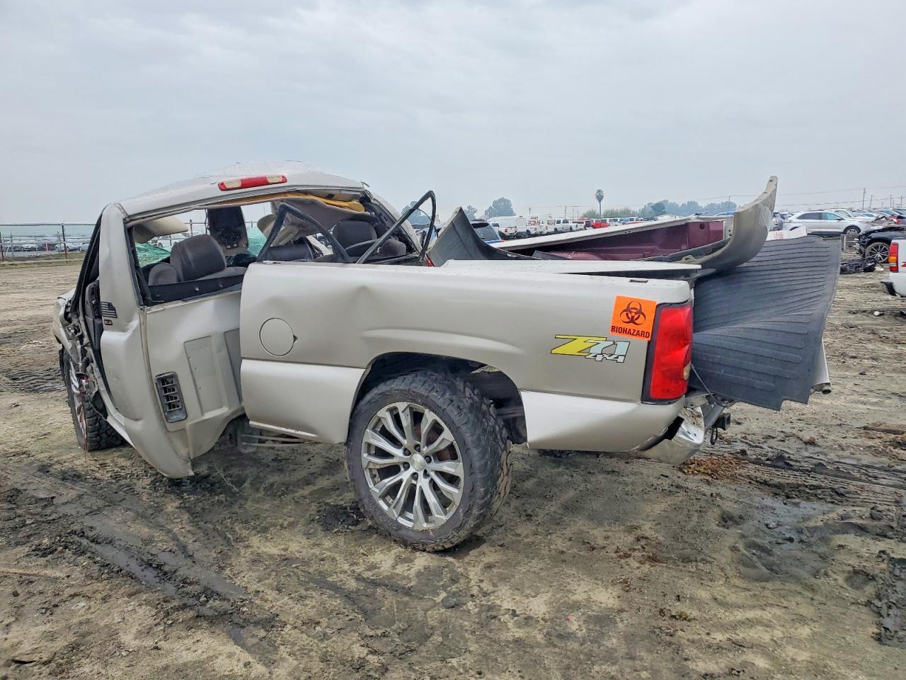 2006 GMC New Sierra K1500 - Фото 2