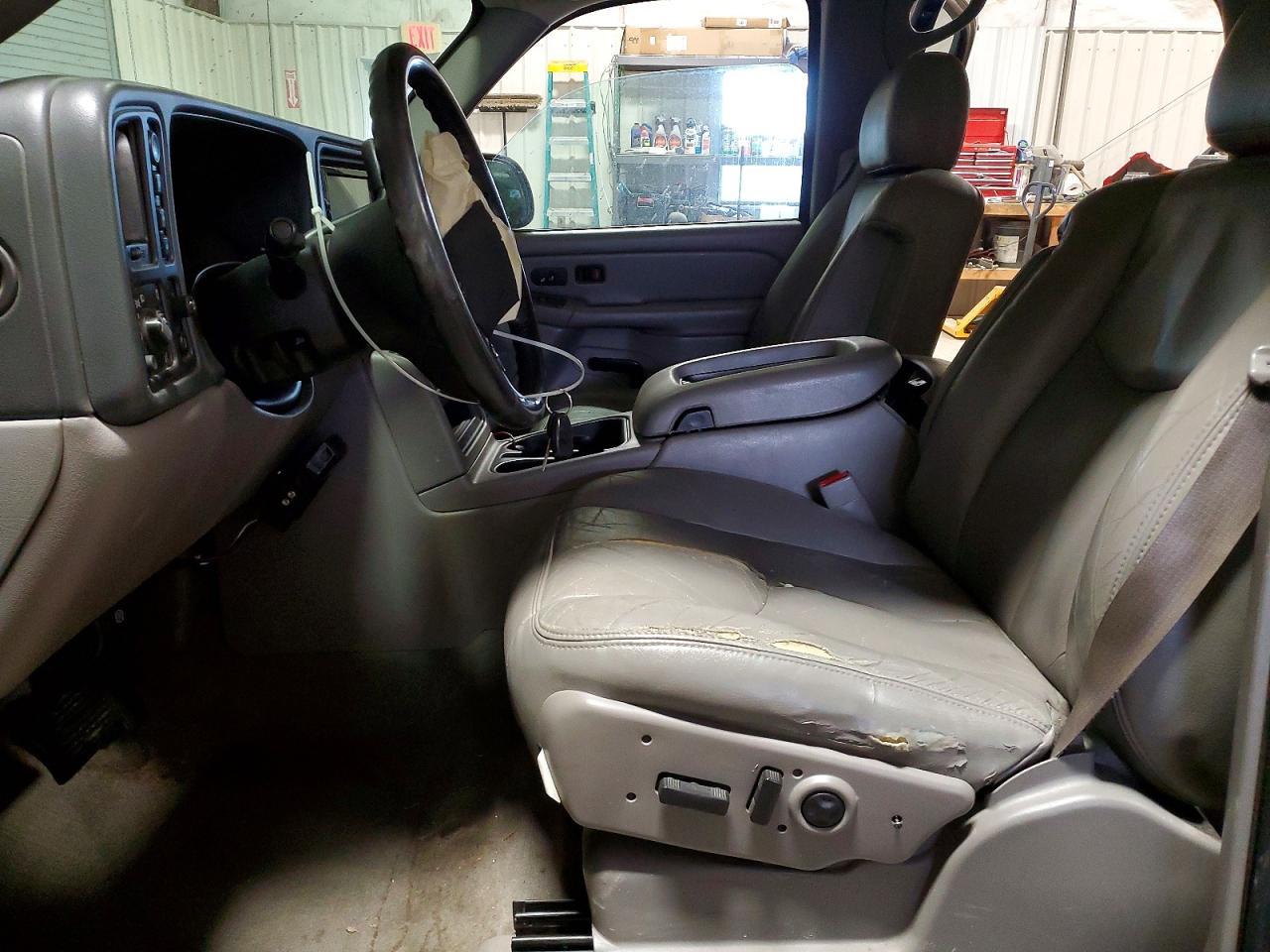 2004 Chevrolet Tahoe K1500 - Фото 7