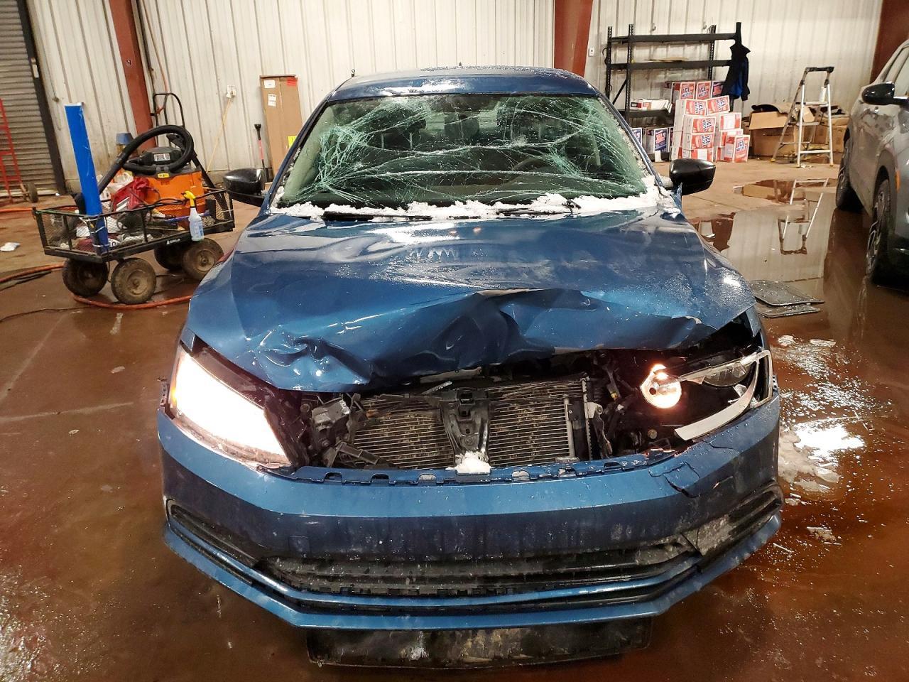 2016 Volkswagen Jetta S - Image 5