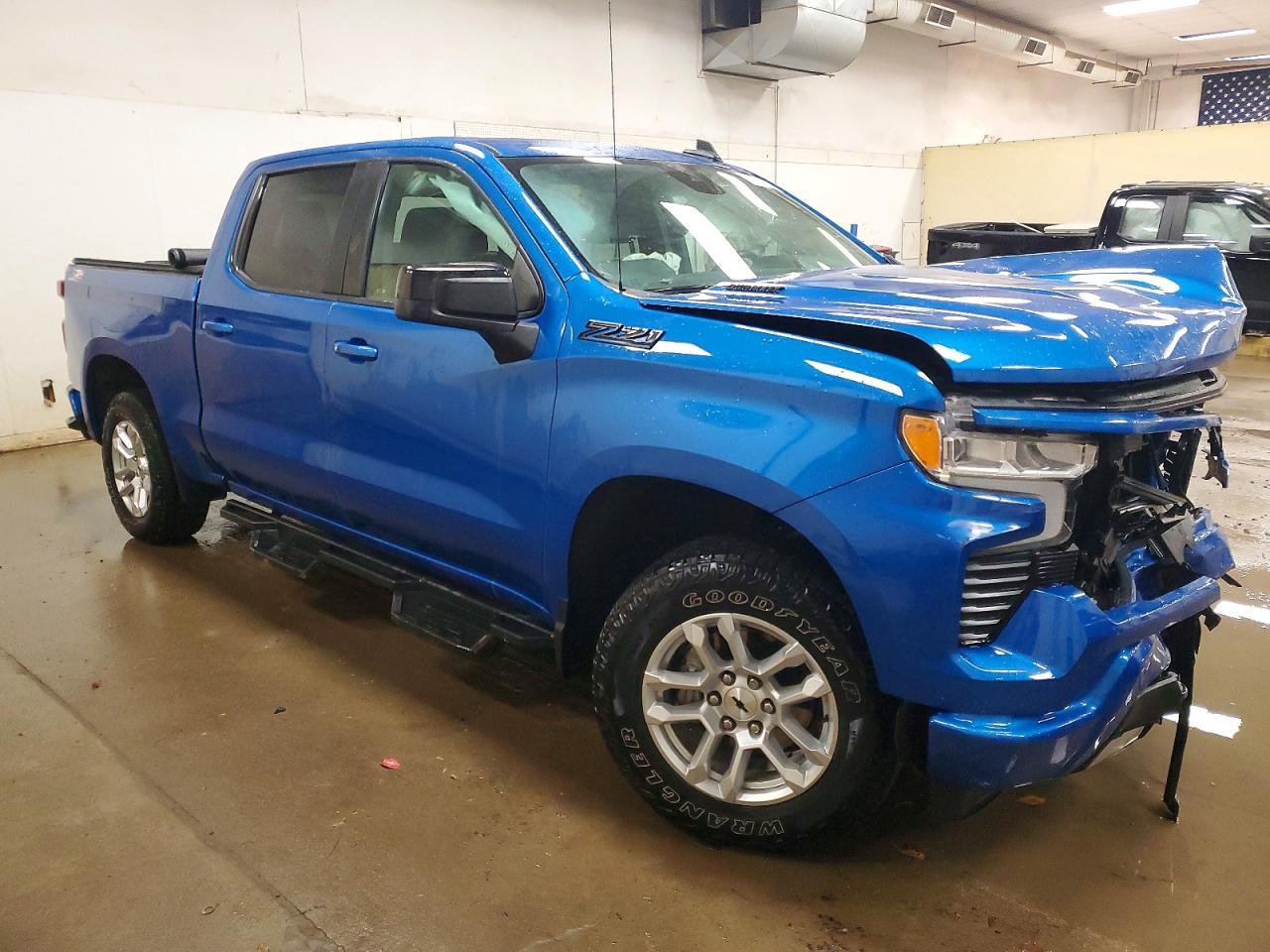 2023 Chevrolet Silverado K1500 Rst - Фото 4