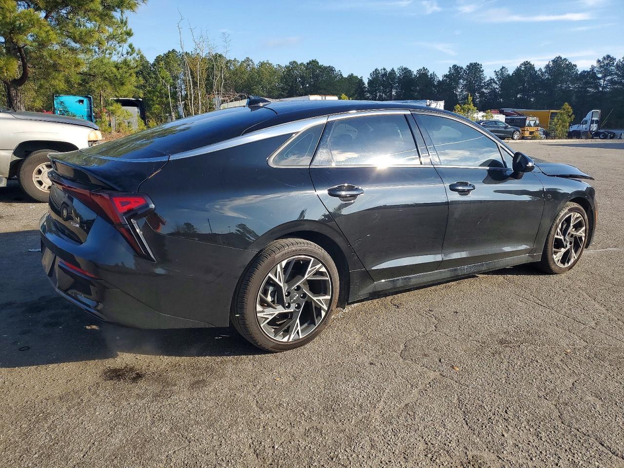 2025 Kia K5 Gt Line - Фото 3