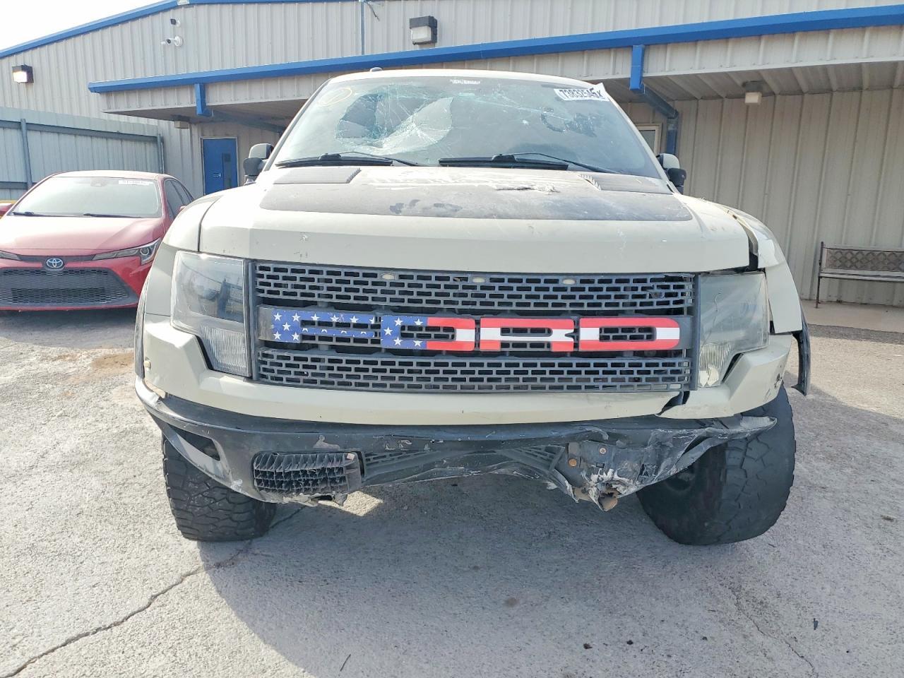 2013 Ford F150 Svt Raptor - Фото 5
