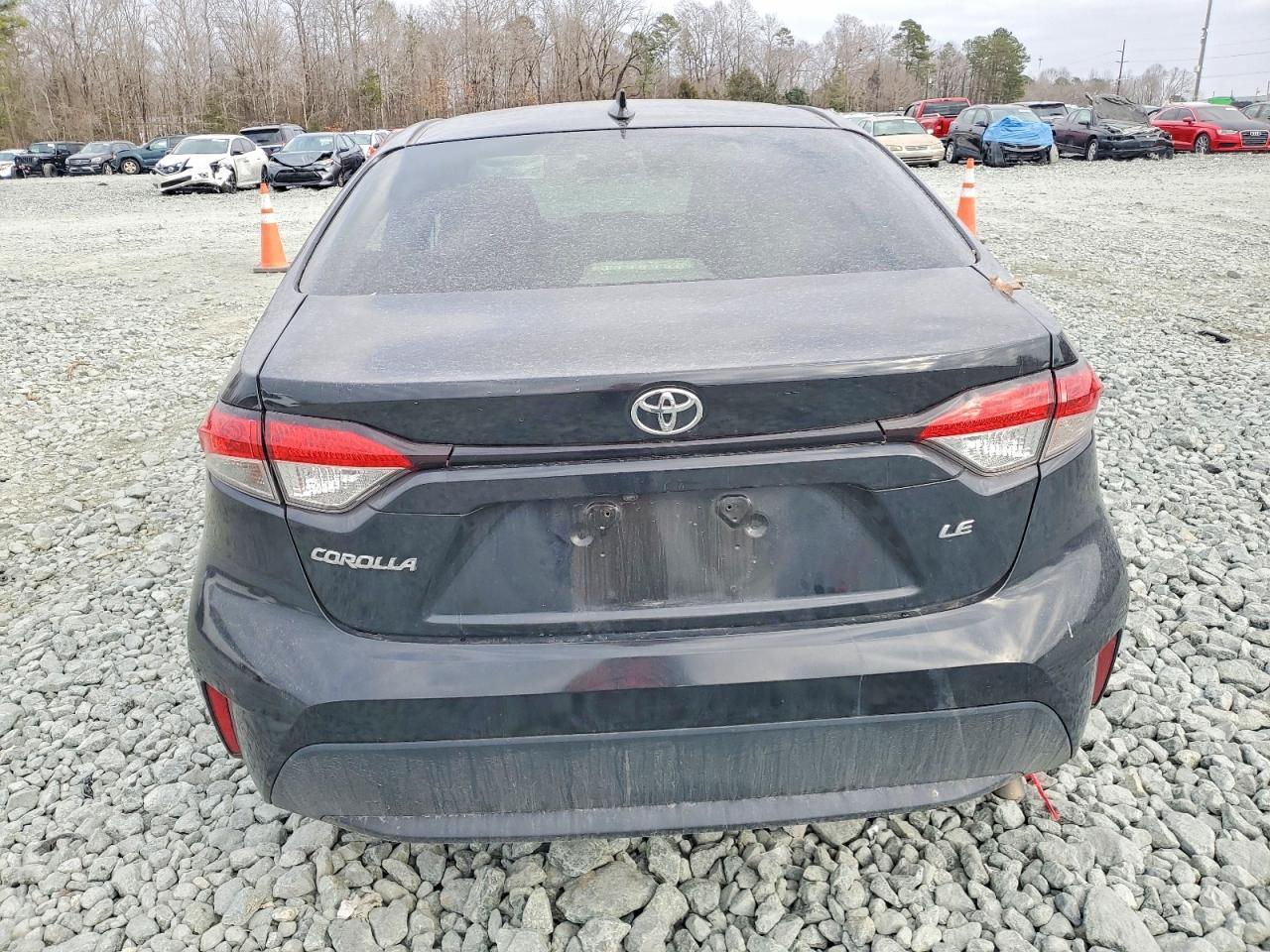 2022 Toyota Corolla Le - Image 6