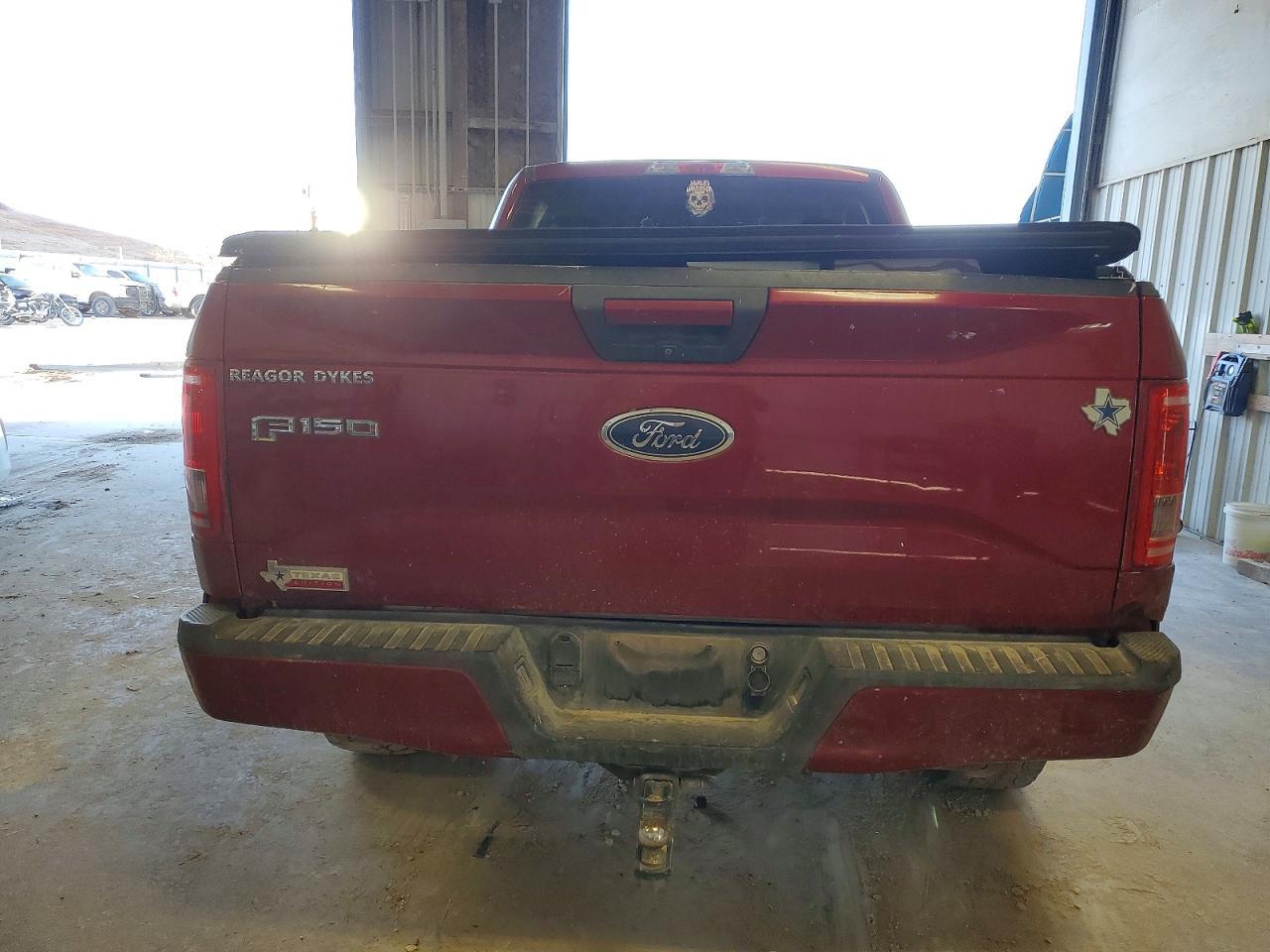 2015 Ford F150 Super Cab - Фото 6