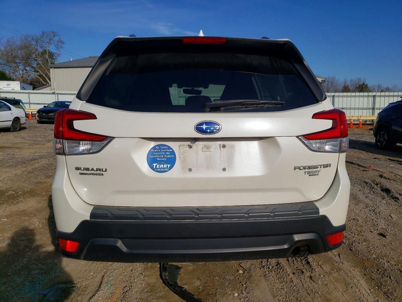 2020 Subaru Forester Premium - Фото 6