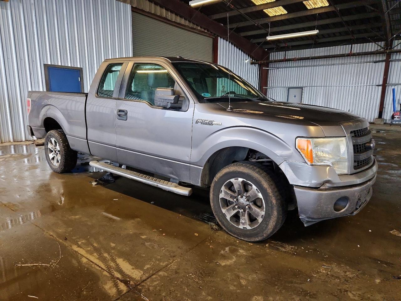 2013 Ford F150 Super Cab - Фото 4