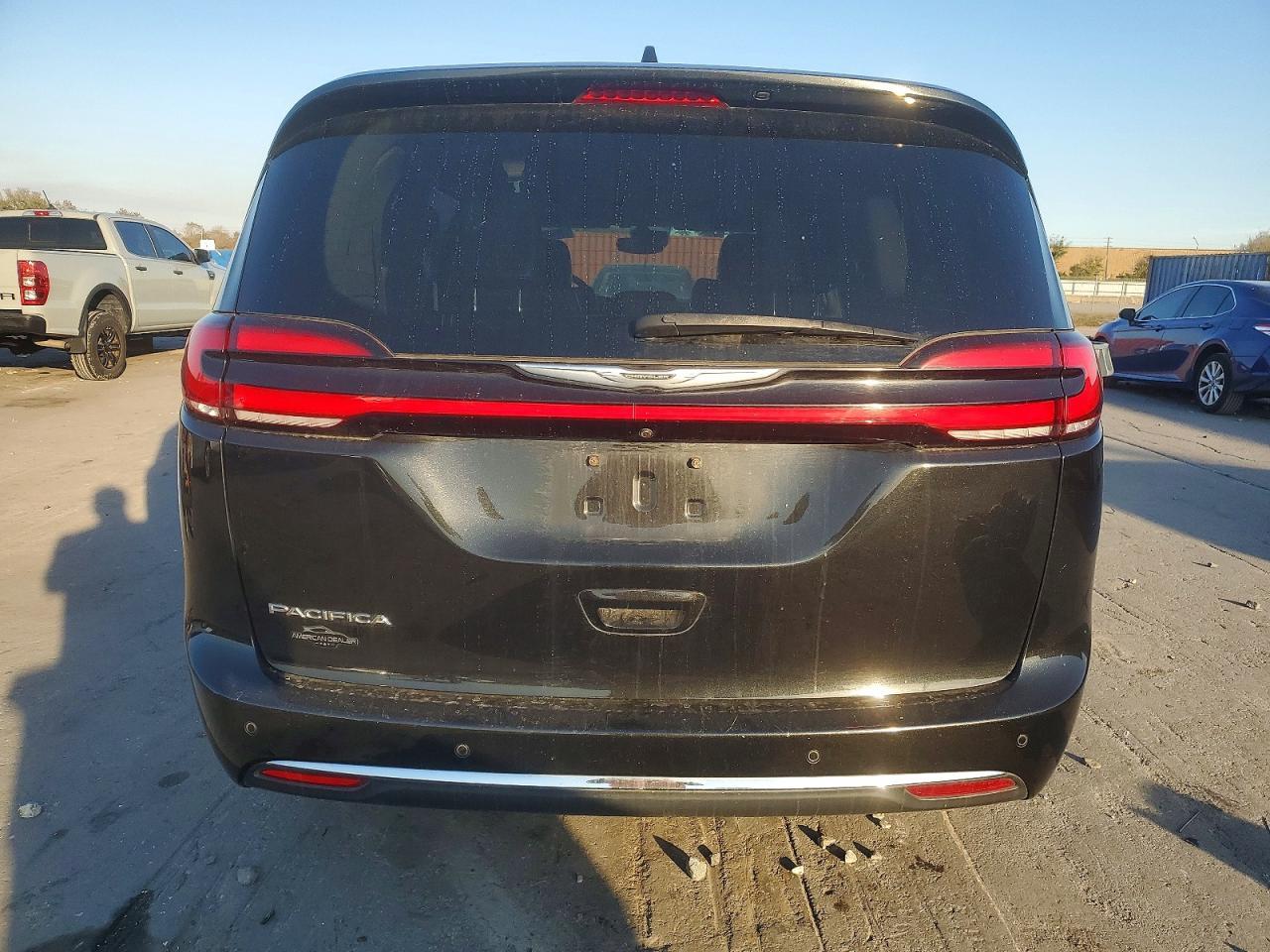 2022 Chrysler Pacifica Touring L - Фото 6