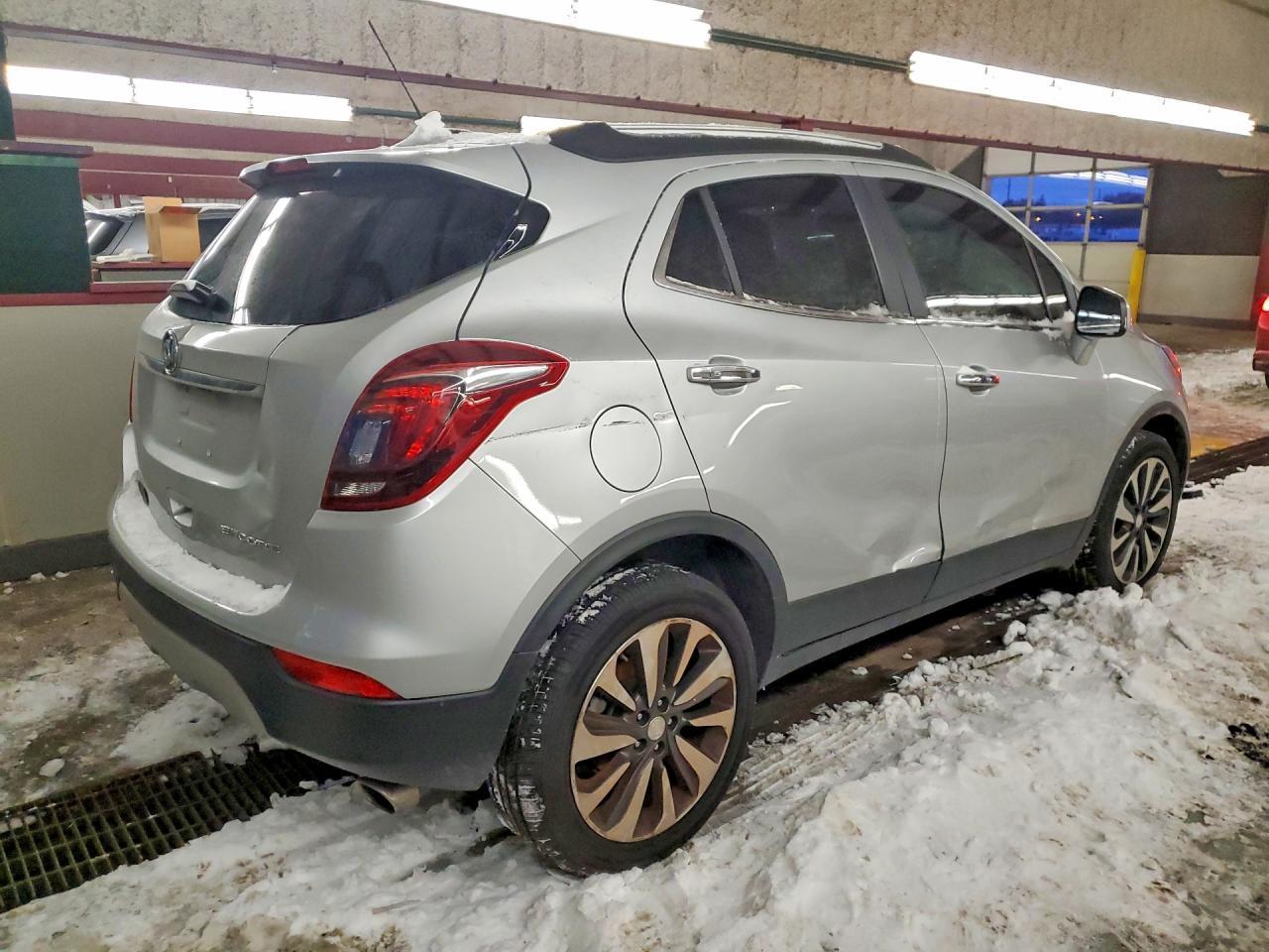 2022 Buick Encore Preferred - Фото 3