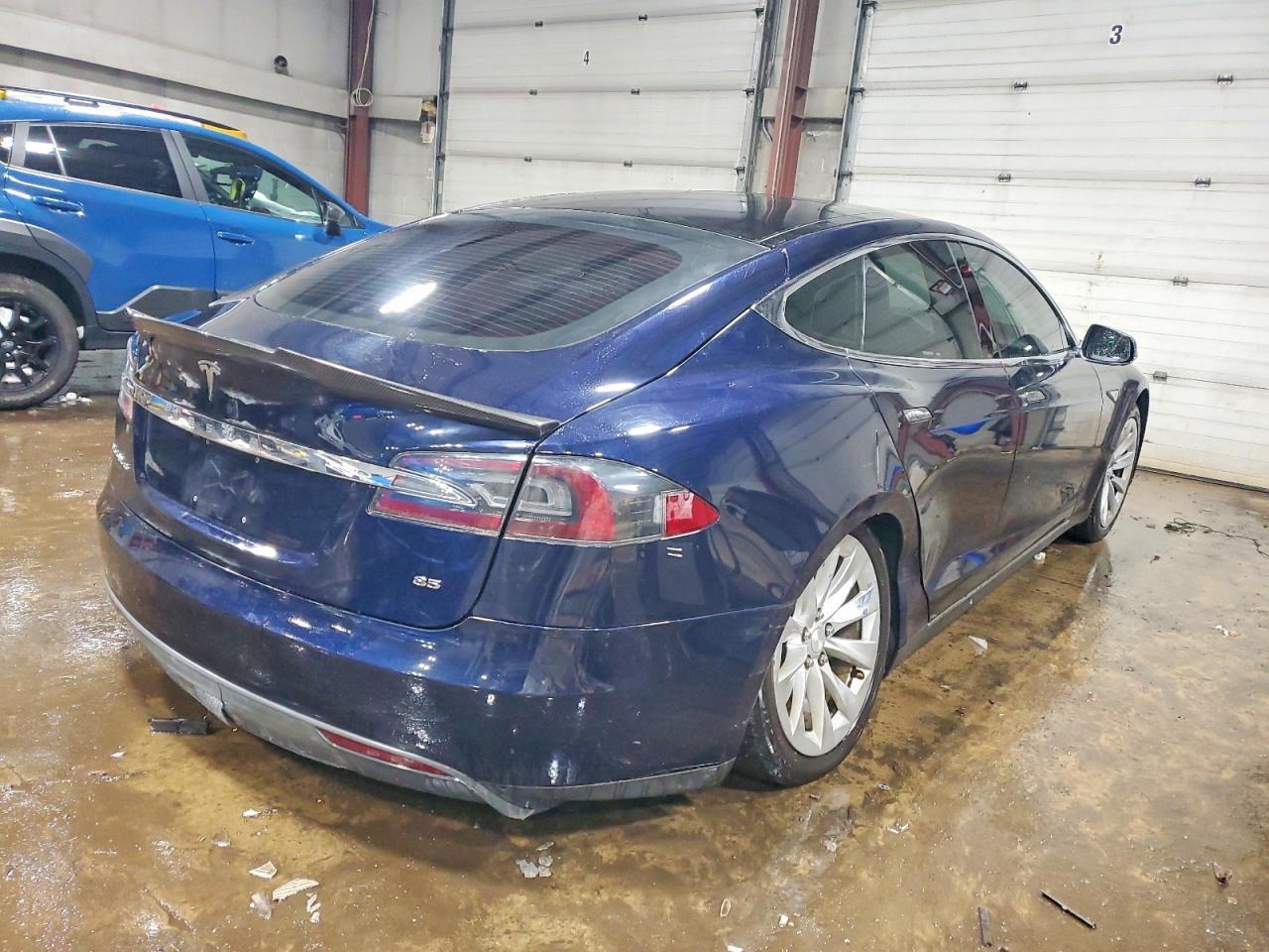 2013 Tesla Model S - Image 3