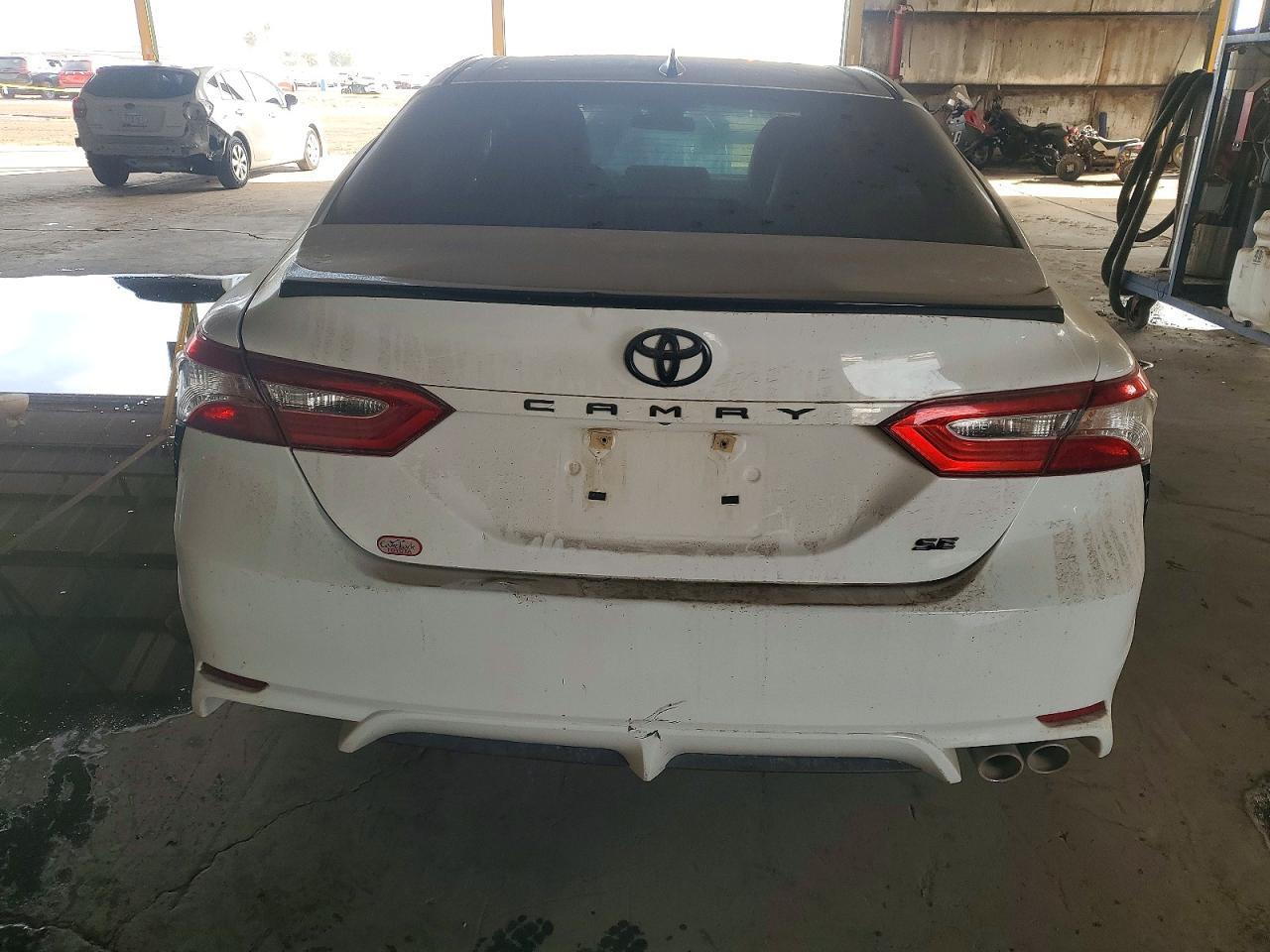 2020 Toyota Camry Se - Image 6
