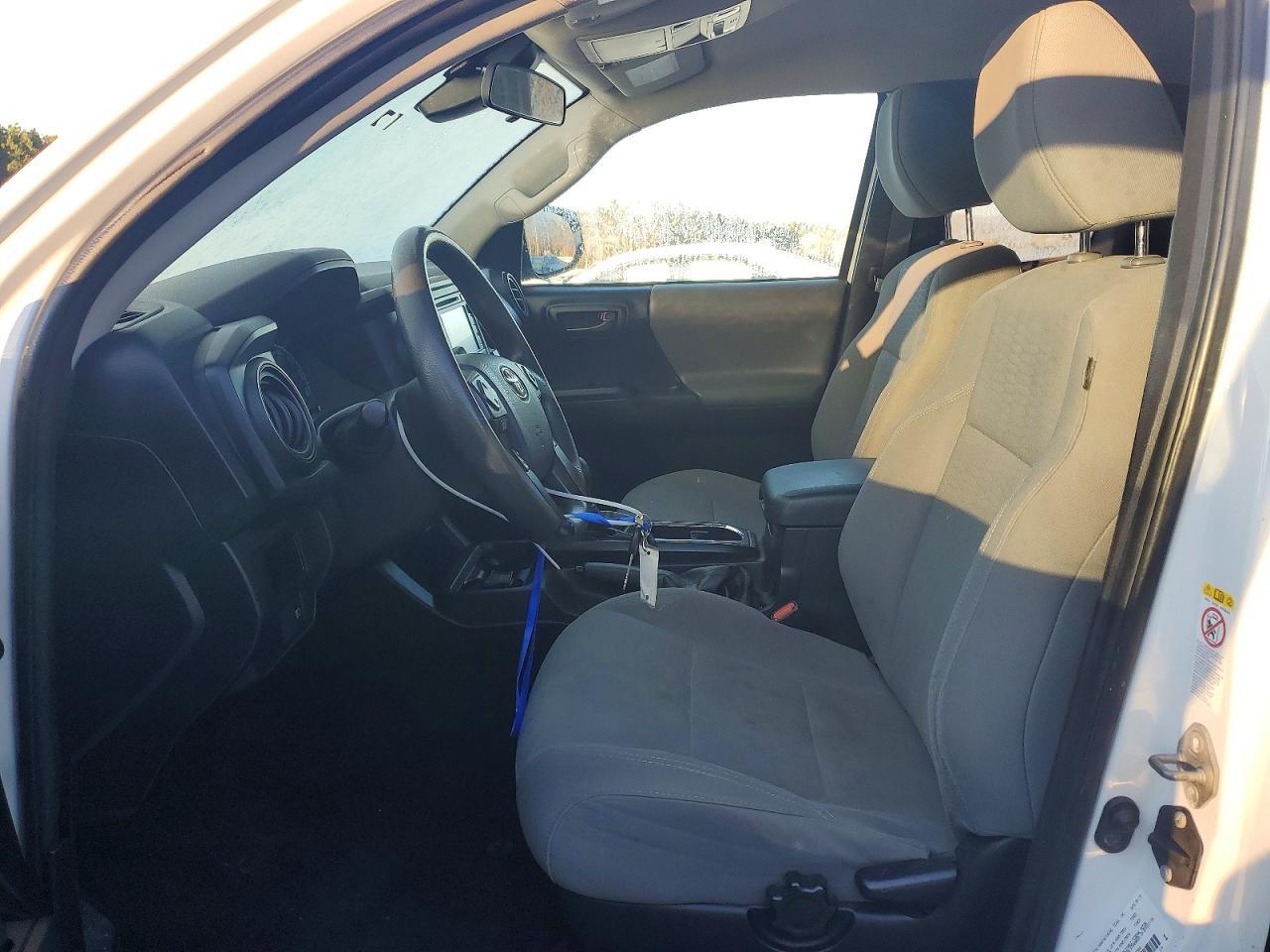 2019 Toyota Tacoma Access Cab - Image 7