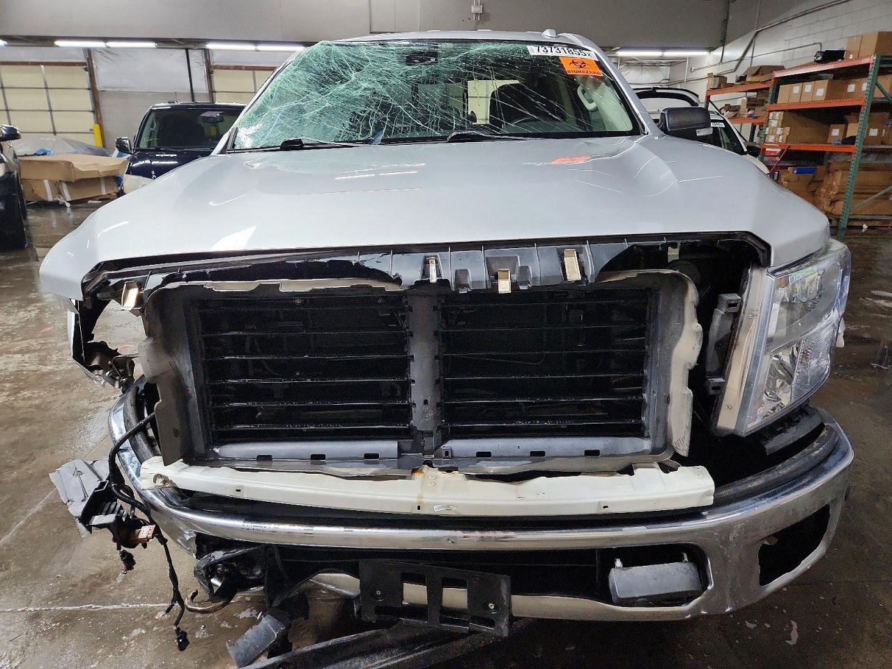 2018 Nissan Titan Sv - Фото 5