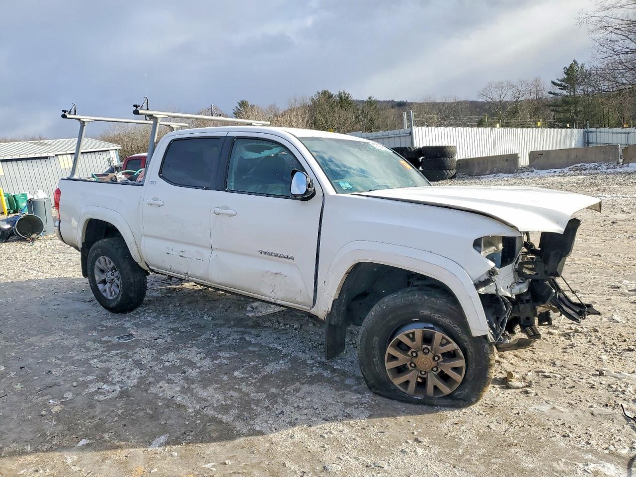 2016 Toyota Tacoma Double Cab - Фото 4