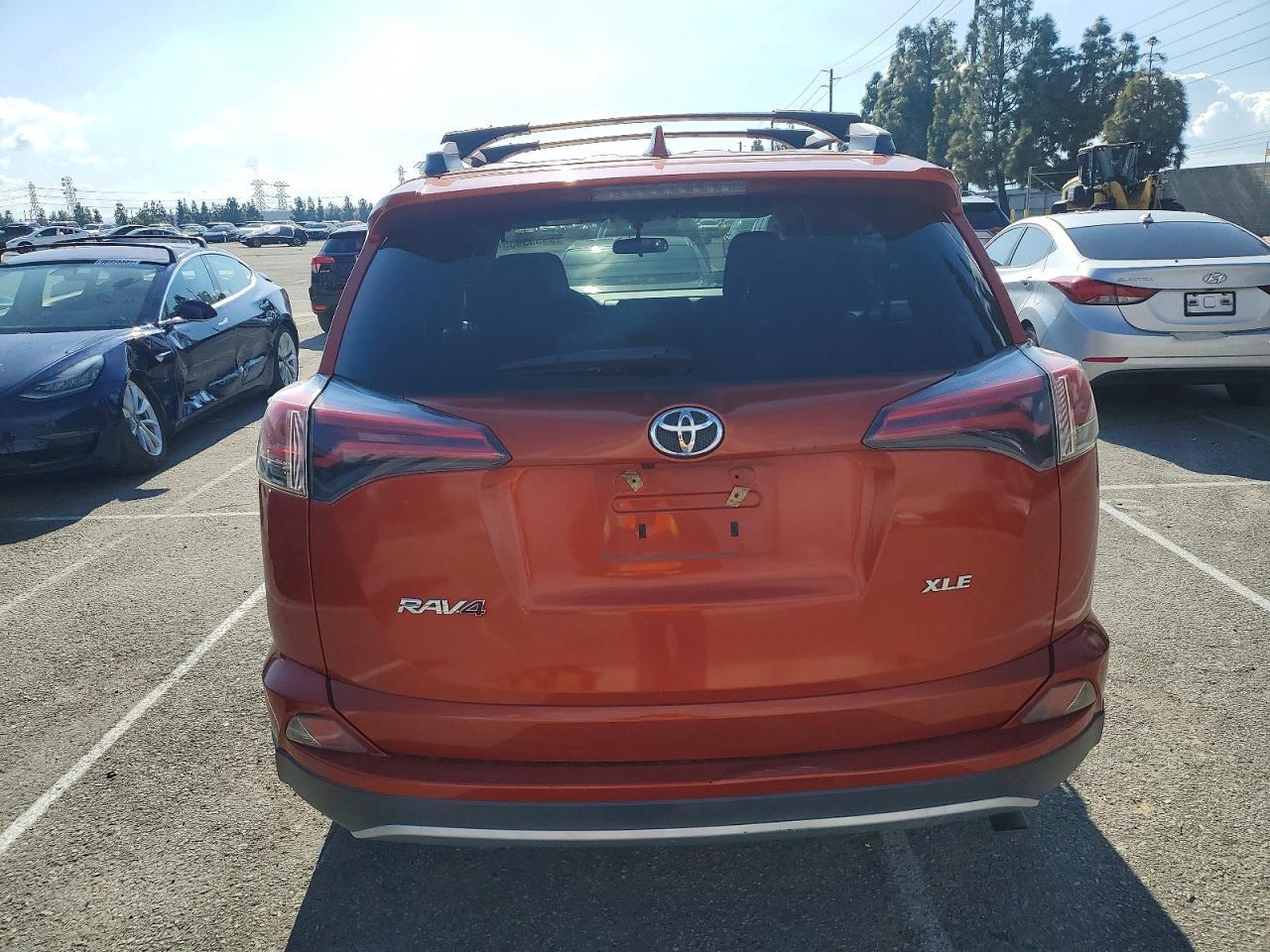 2016 Toyota Rav4 Xle - Фото 6