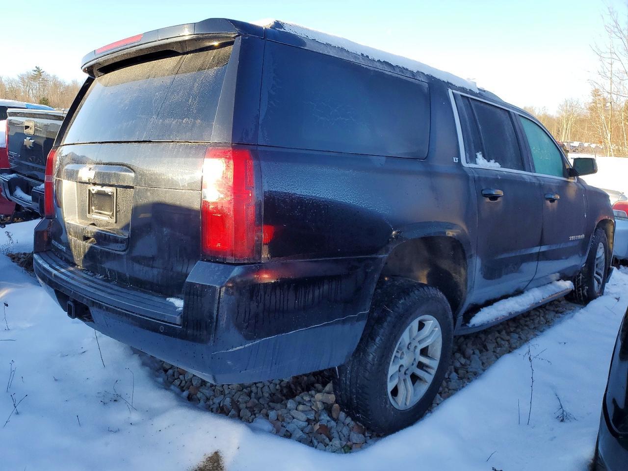 2015 Chevrolet Suburban K1500 Lt - Image 3