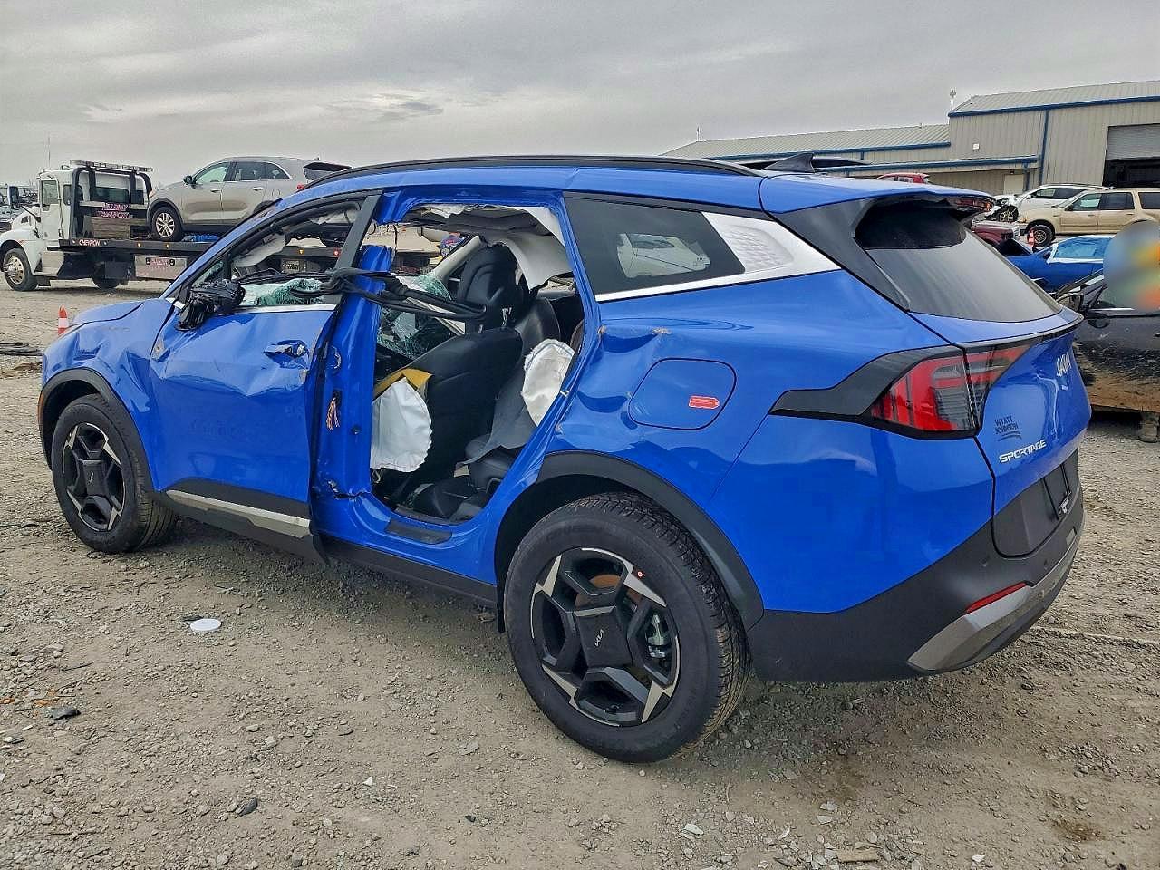 2026 Kia Sportage Ex - Image 2