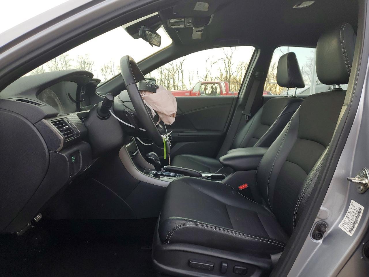 2017 Honda Accord Sport - Image 7