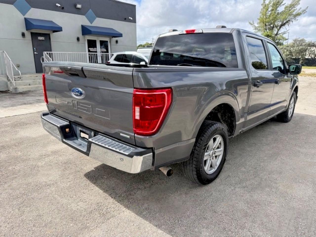 2023 Ford F150 Supercrew - Image 3