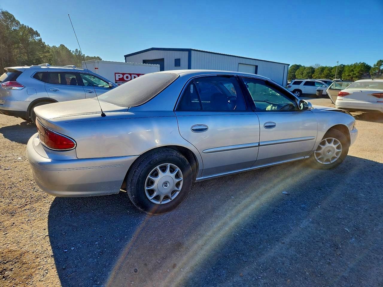 2005 Buick Century Custom - Image 3