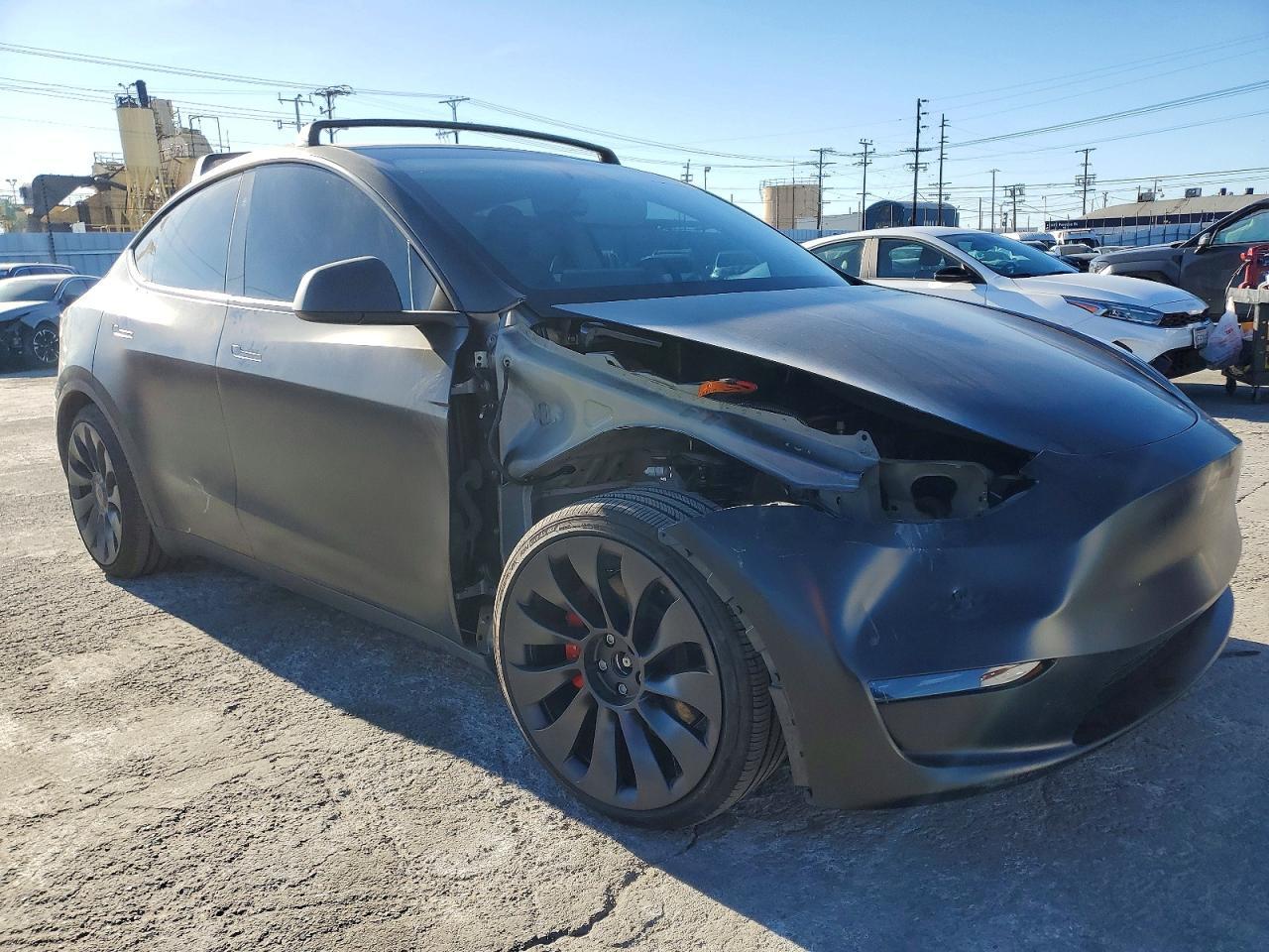 2024 Tesla Model Y - Фото 4