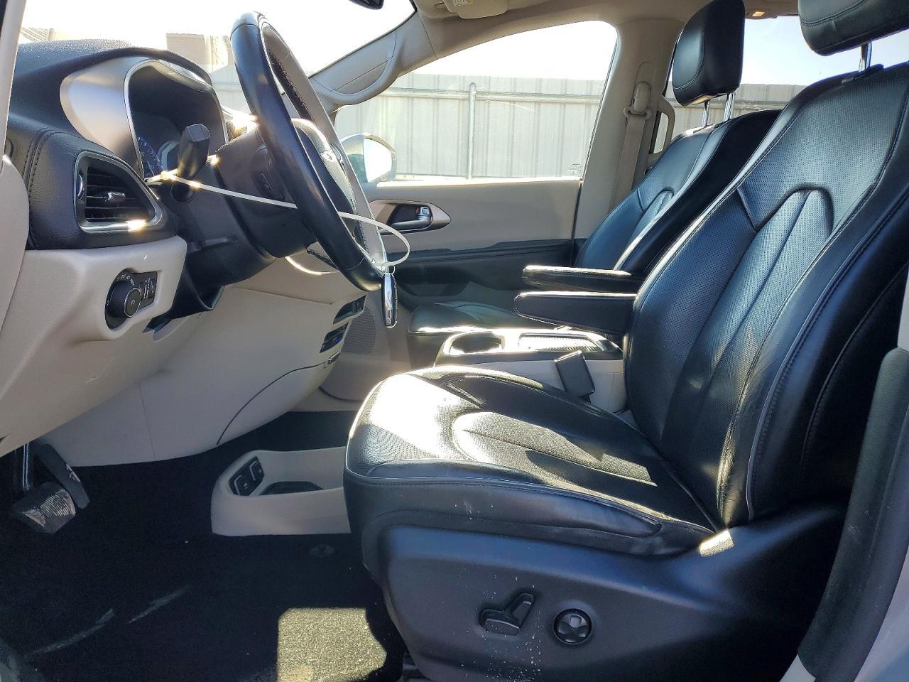 2018 Chrysler Pacifica Limited - Фото 7
