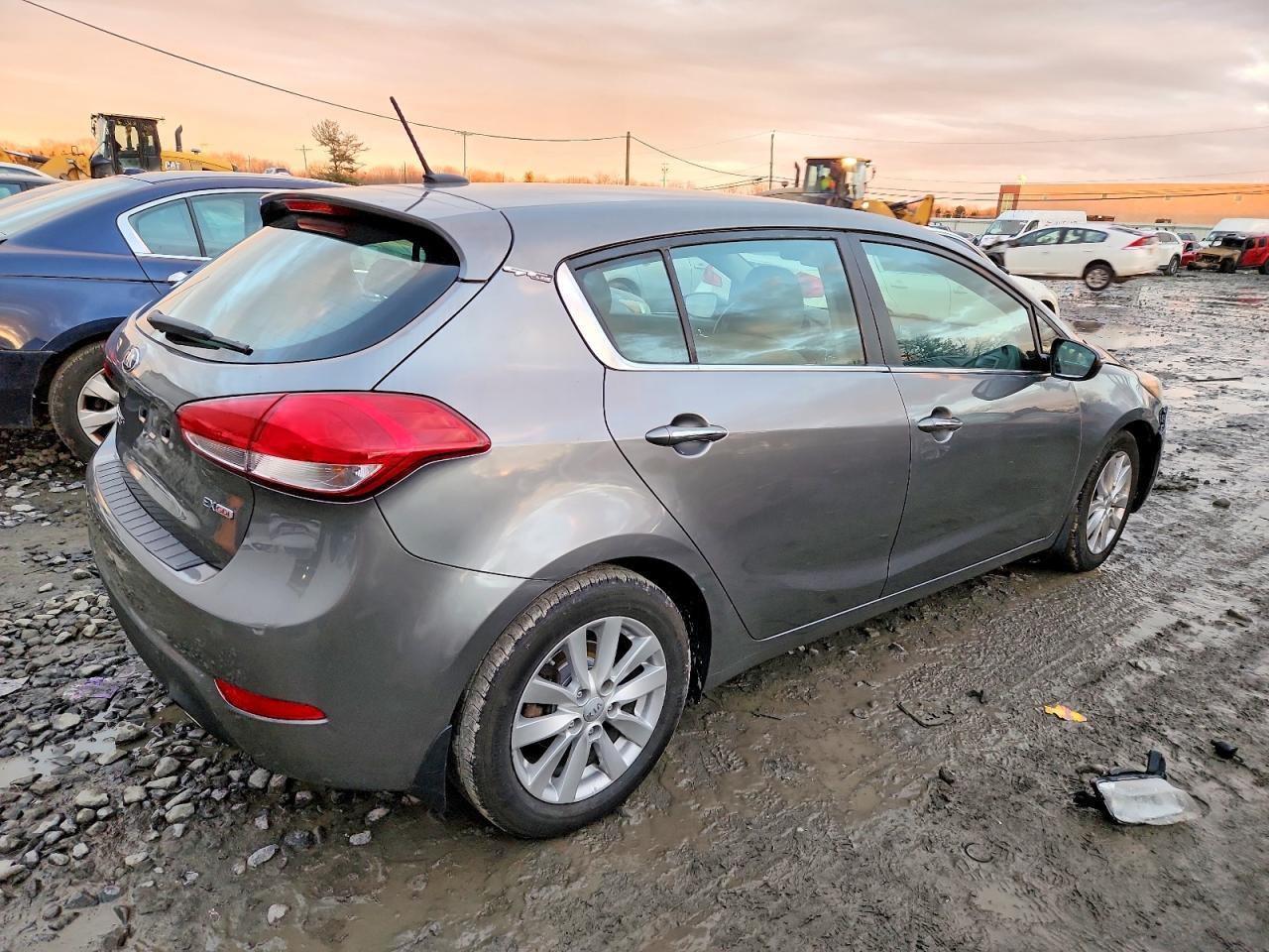 2015 Kia Forte Ex - Фото 3