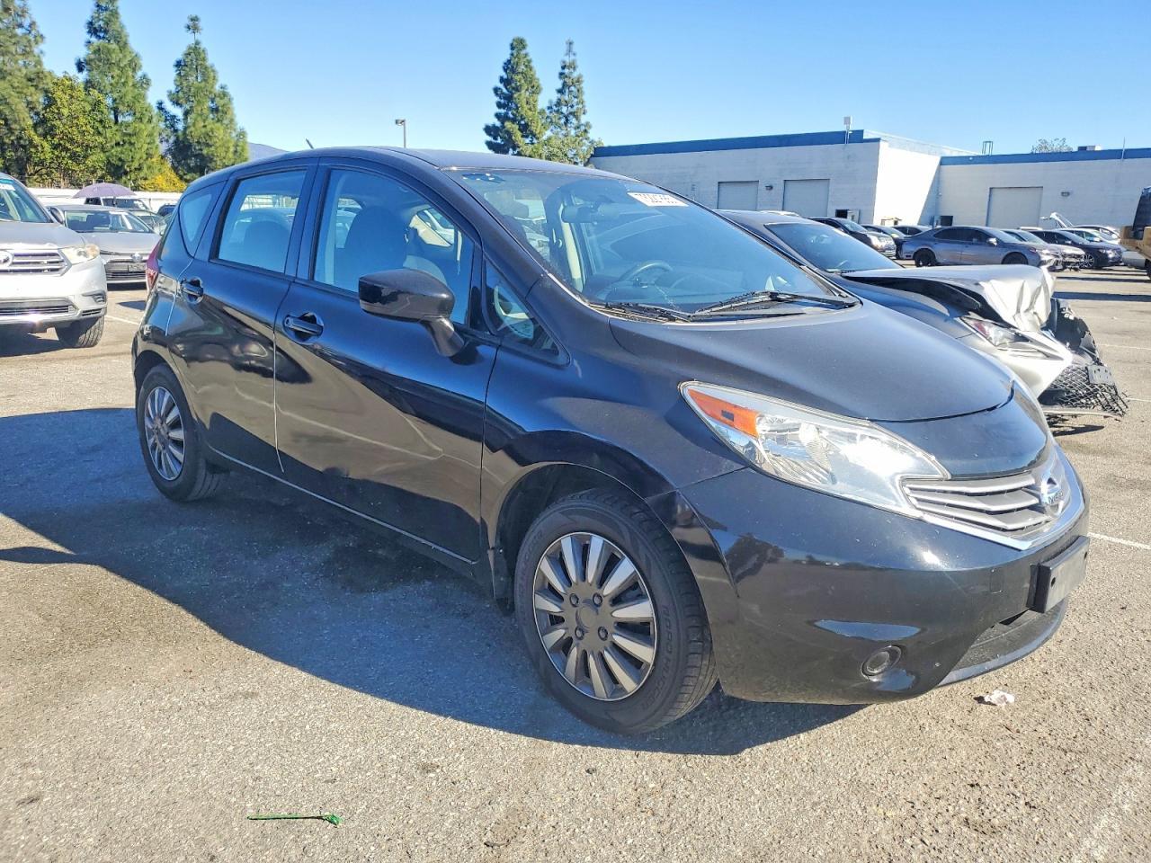 2016 Nissan Versa Note S - Фото 4