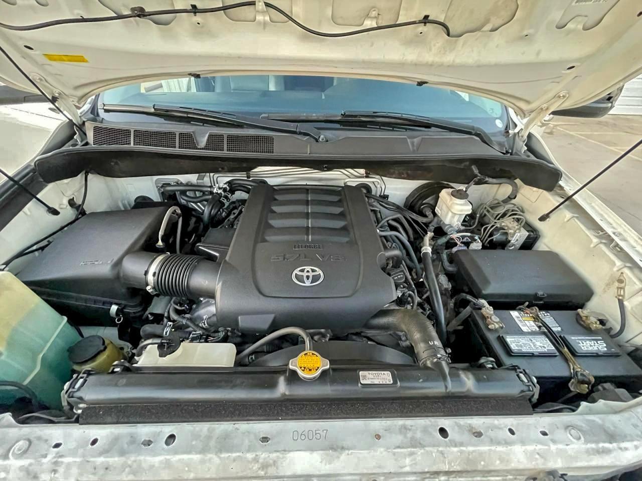 2013 Toyota Sequoia Platinum - Фото 7