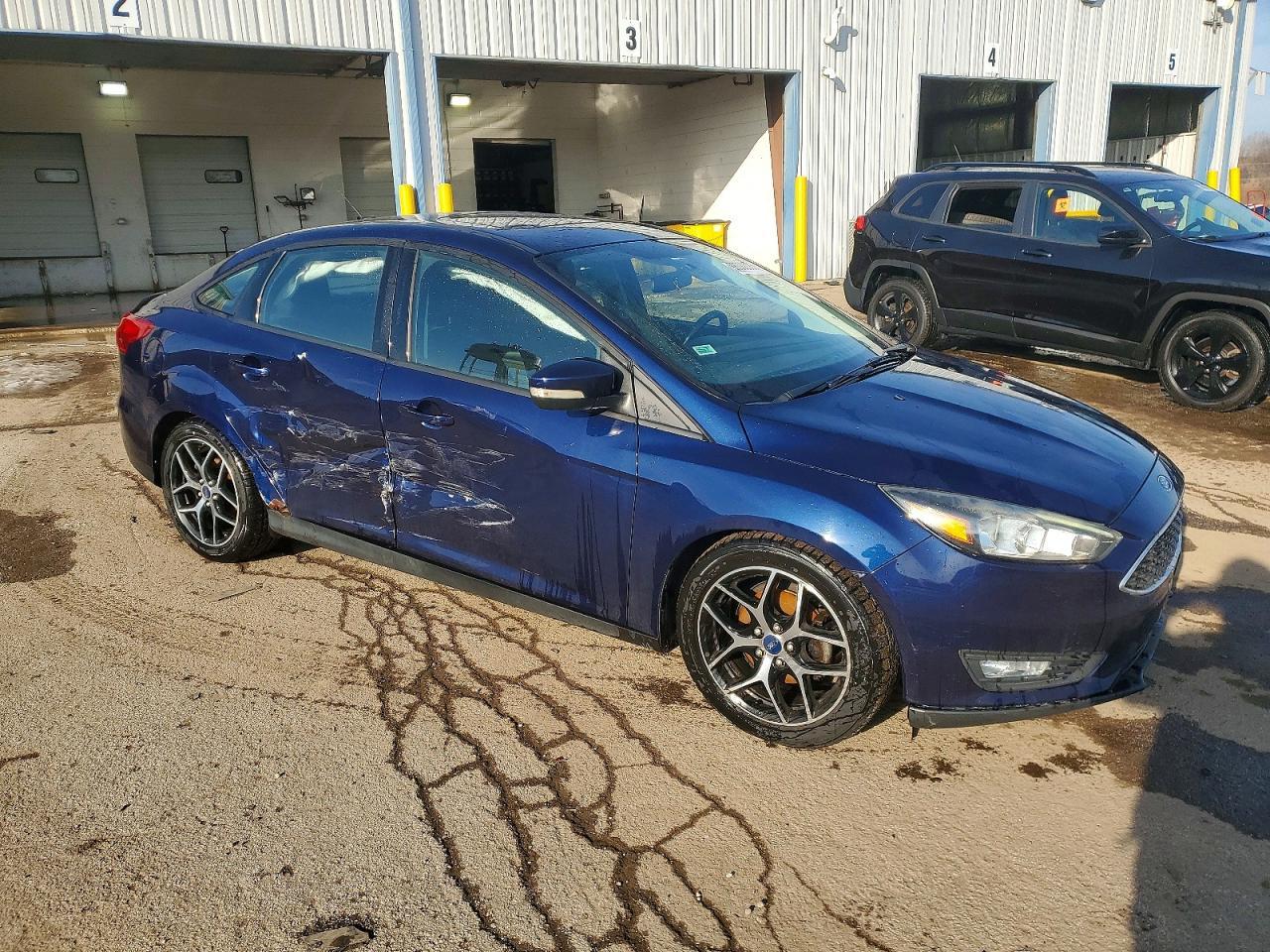 2017 Ford Focus Sel - Фото 4