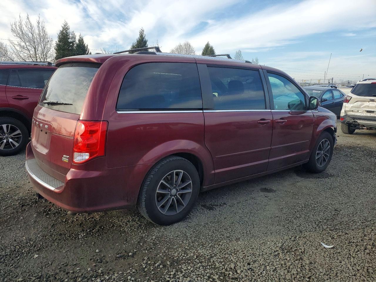 2017 Dodge Grand Caravan Sxt - Фото 3