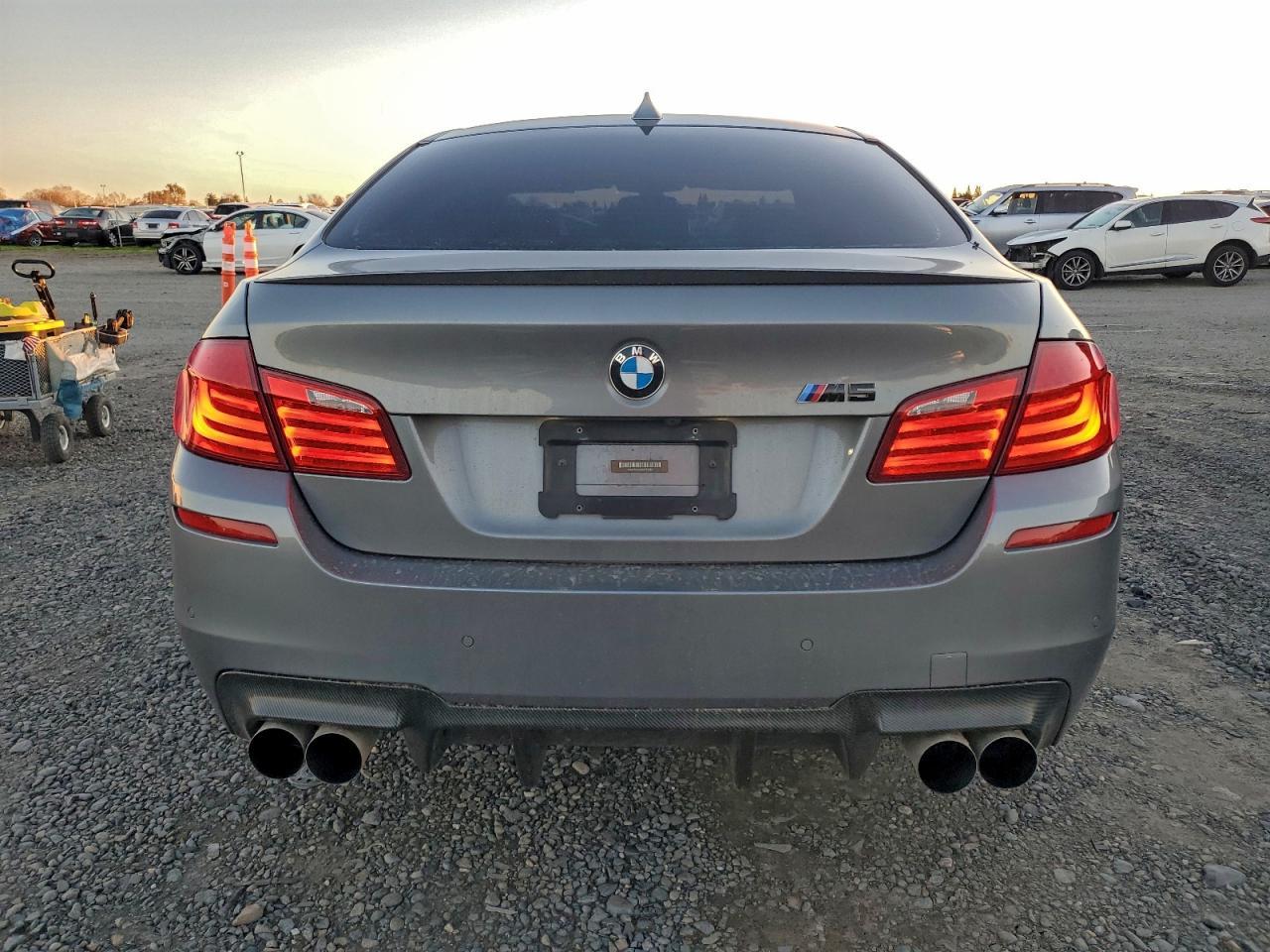 2013 BMW M5 - Фото 6