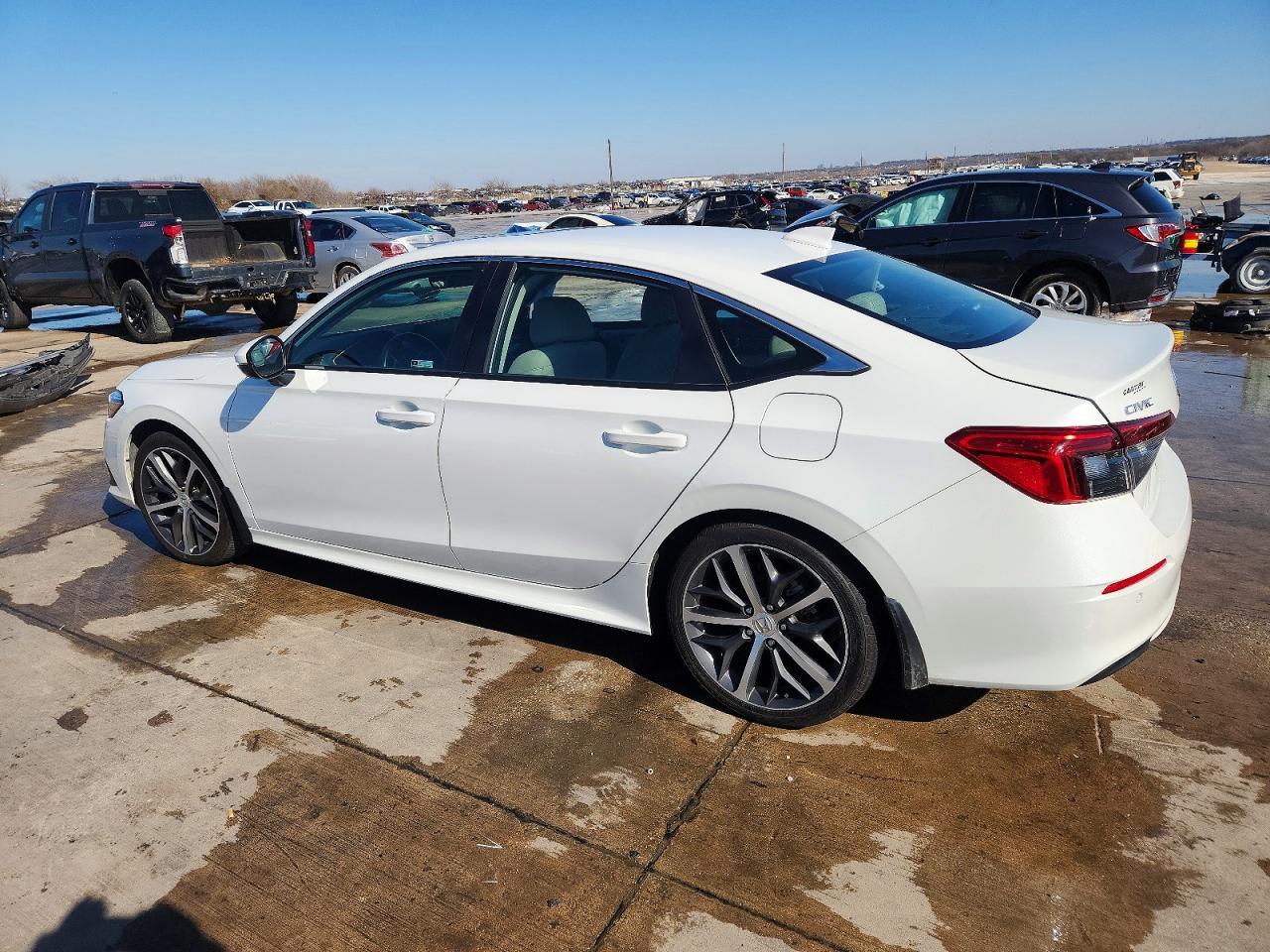 2023 Honda Civic Touring - Фото 2