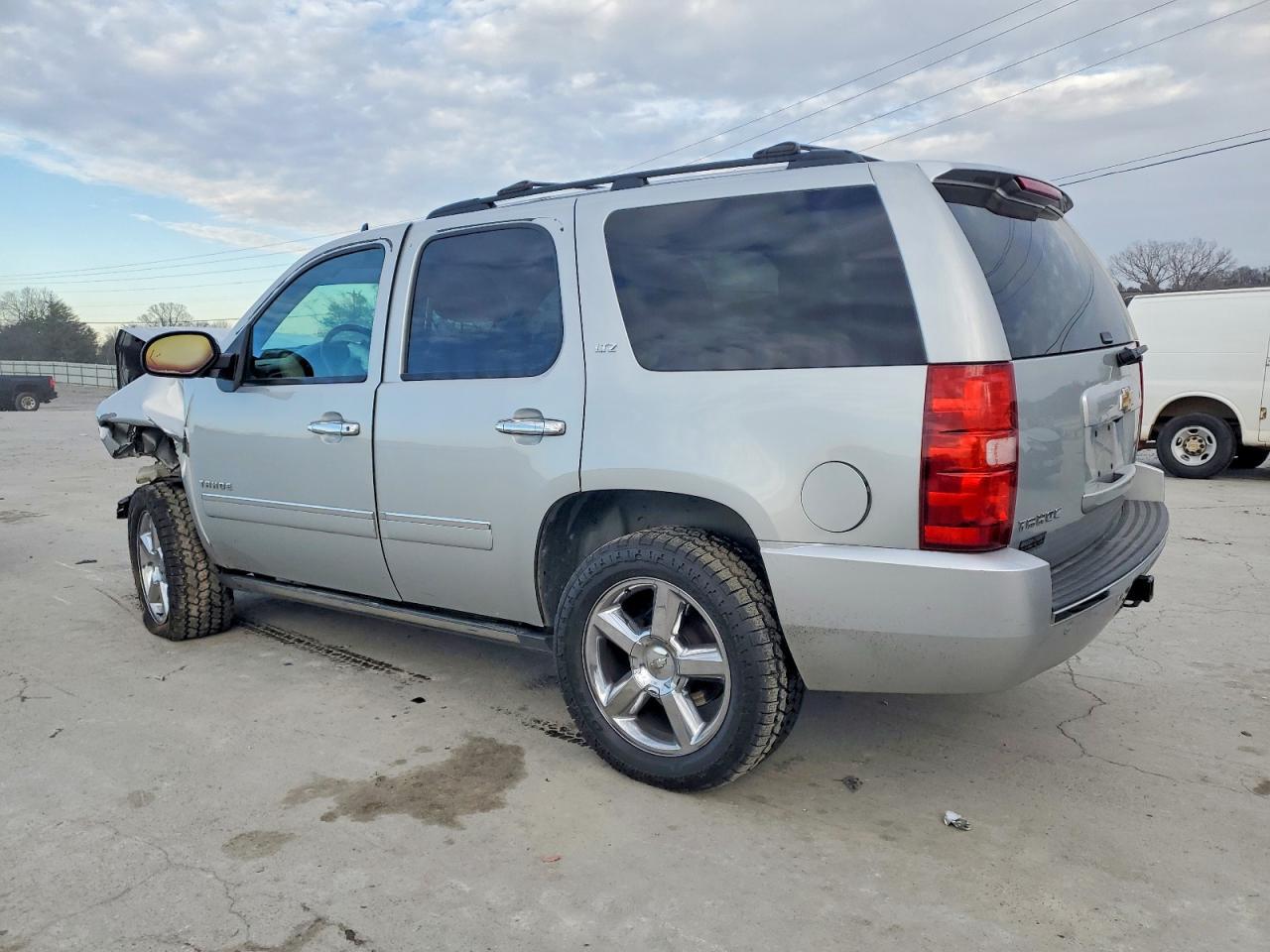 2013 Chevrolet Tahoe K1500 Ltz - Фото 2