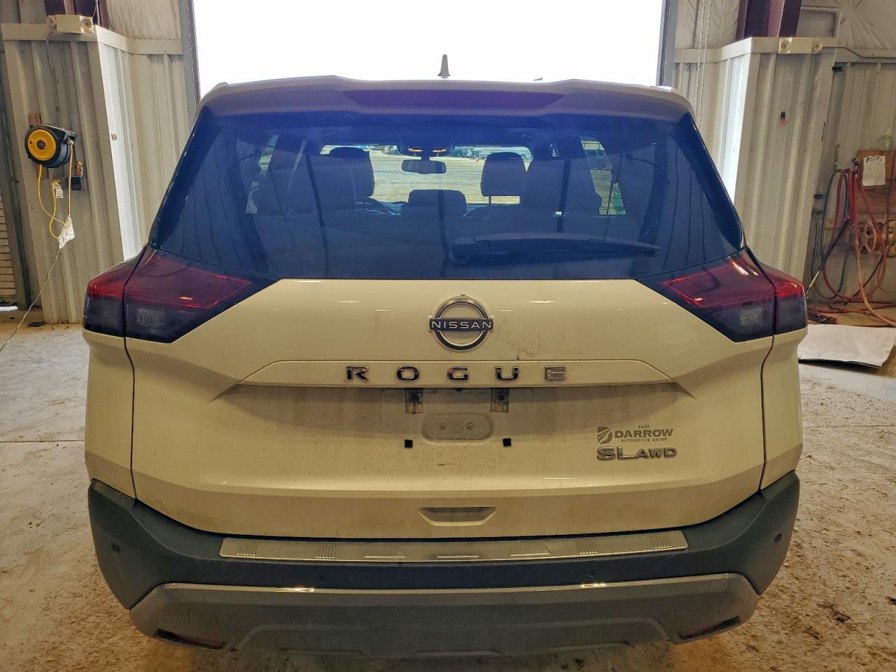 2023 Nissan Rogue Sl - Image 6