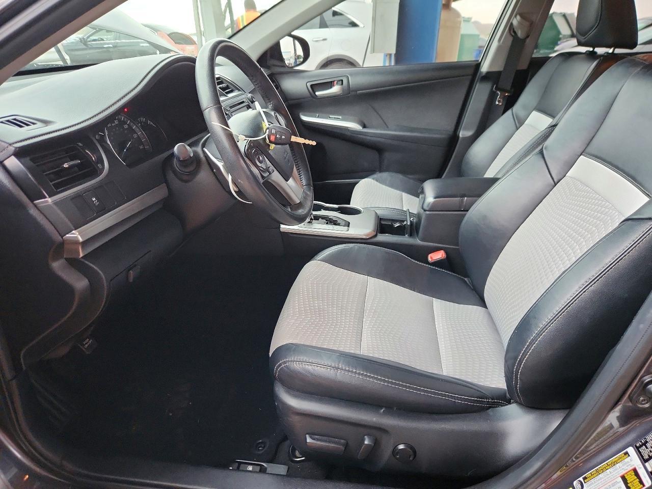 2012 Toyota Camry Base - Image 7
