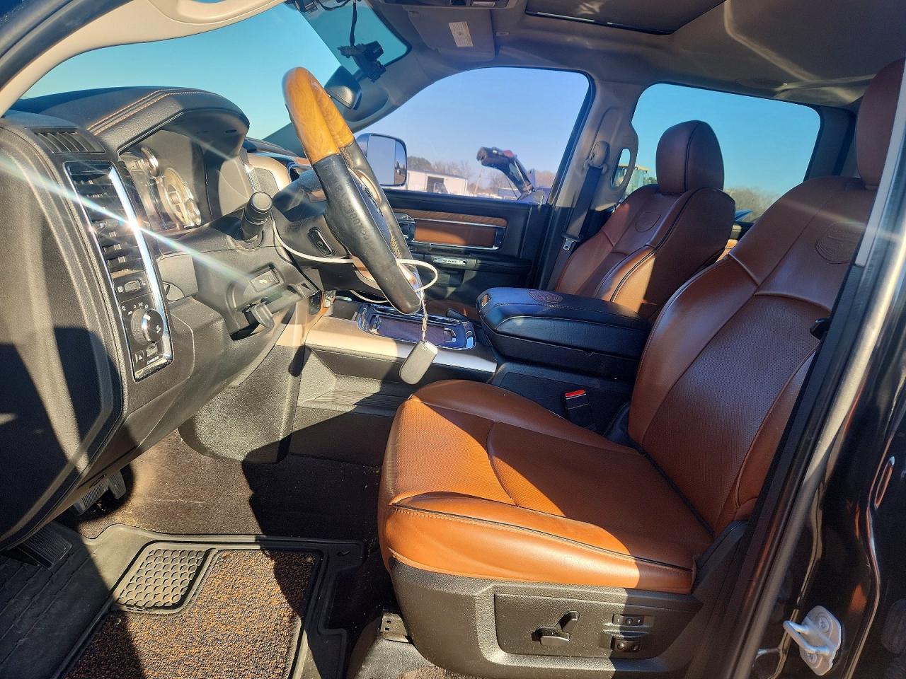 2017 Ram 1500 Longhorn - Image 7