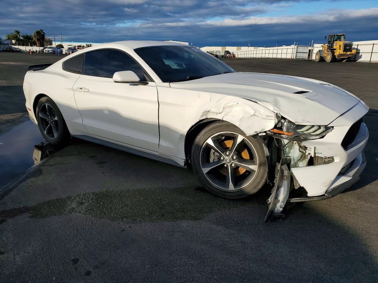 2019 Ford Mustang - Фото 4