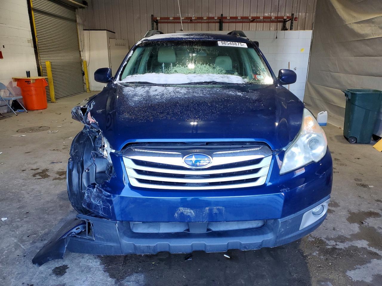 2010 Subaru Outback 2.5I Premium - Image 5