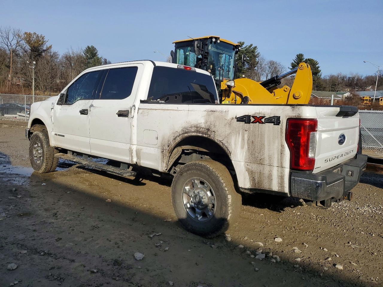 2019 Ford F250 Super Duty - Image 2