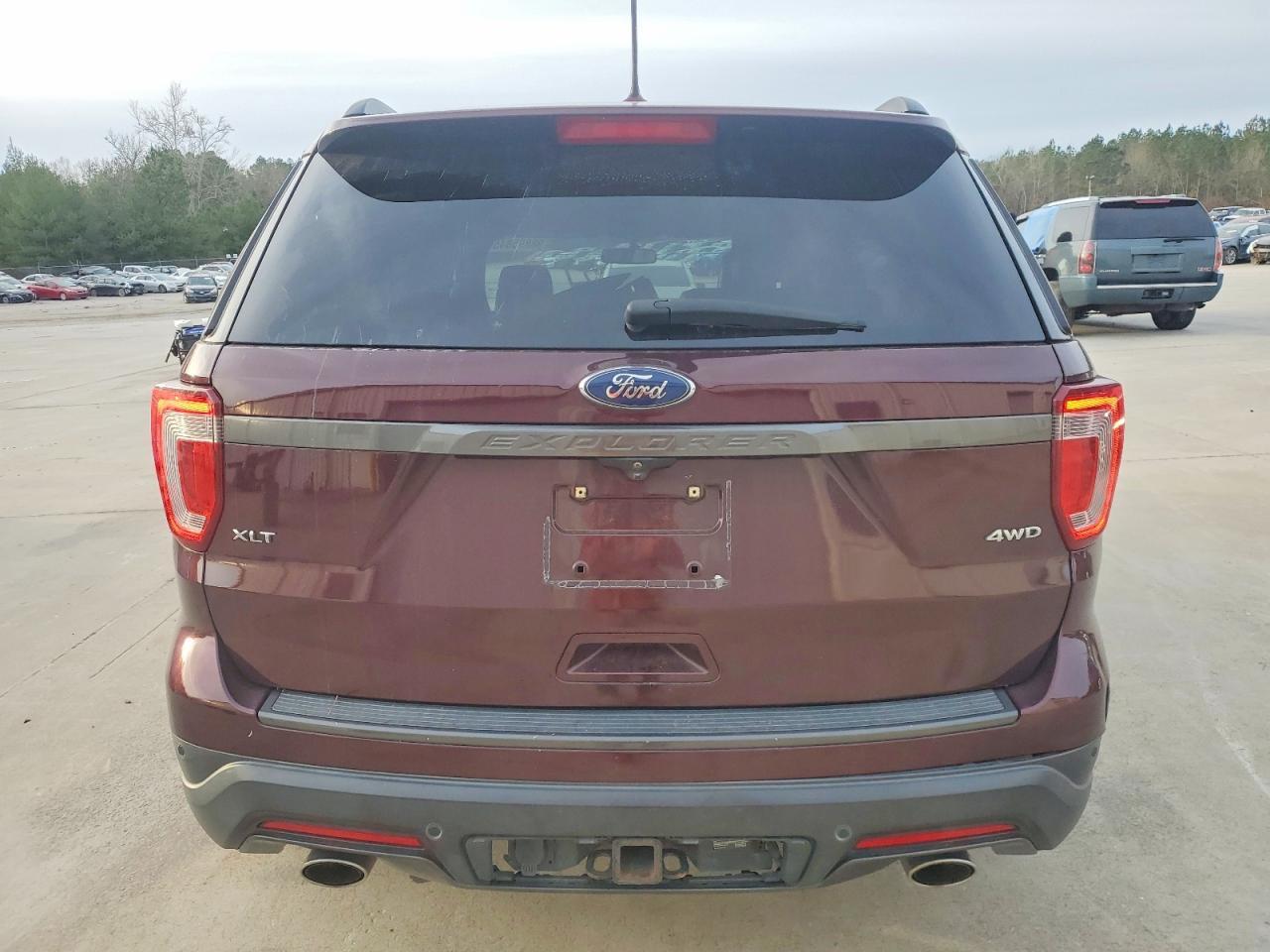 2018 Ford Explorer Xlt - Фото 6
