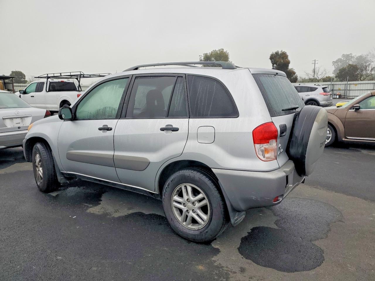 2003 Toyota Rav4 Base - Image 2