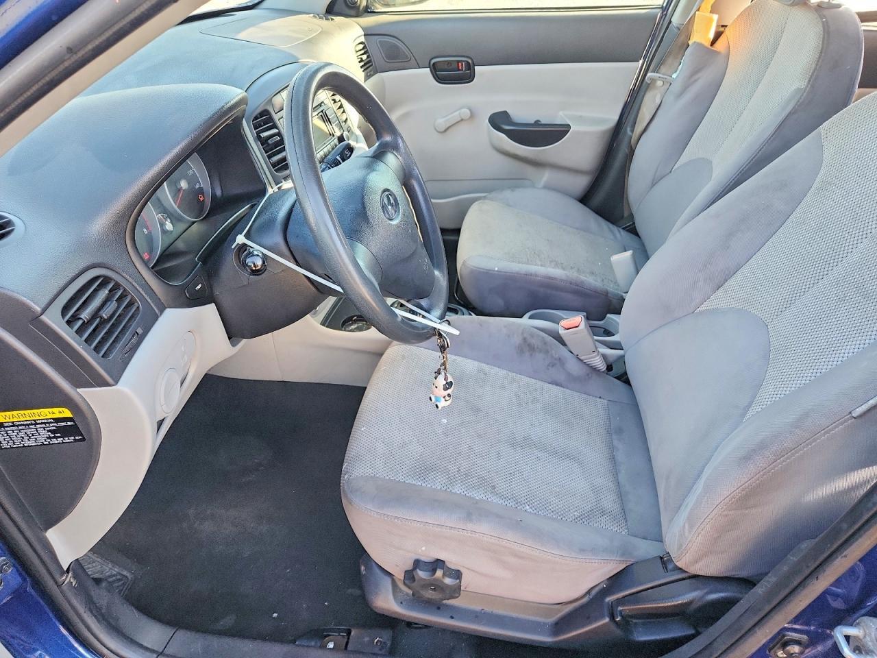 2010 Hyundai Accent Gls - Фото 7